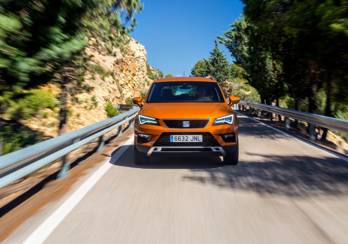 Seat-Ateca-2017-1280-3b