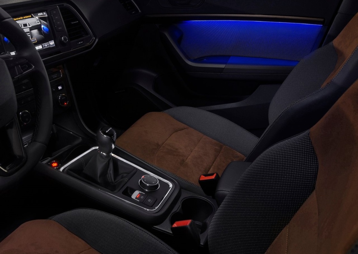 Seat-Ateca-2017-1280-51