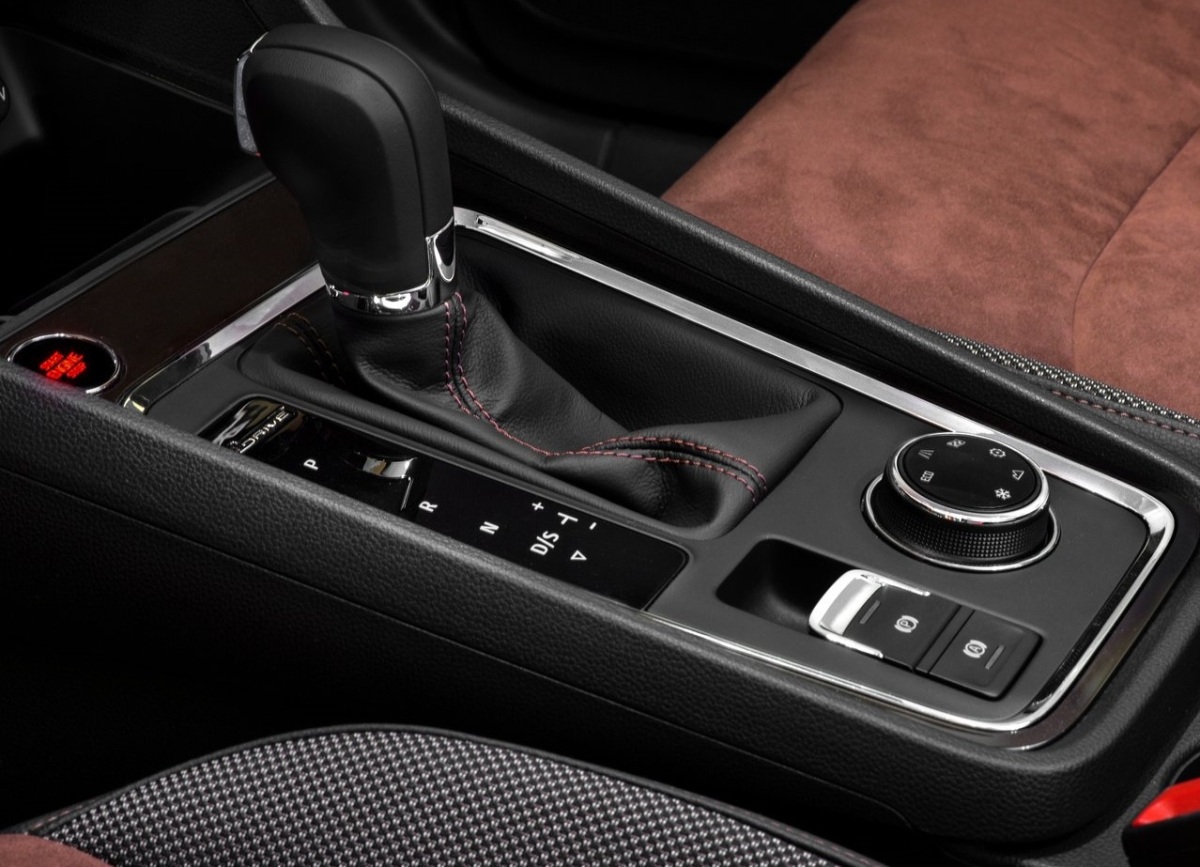 Seat-Ateca-2017-1280-53