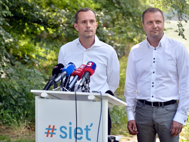 Radoslav Procházka, Procházka, Andrej Hrnčiar, Hrnčiar,