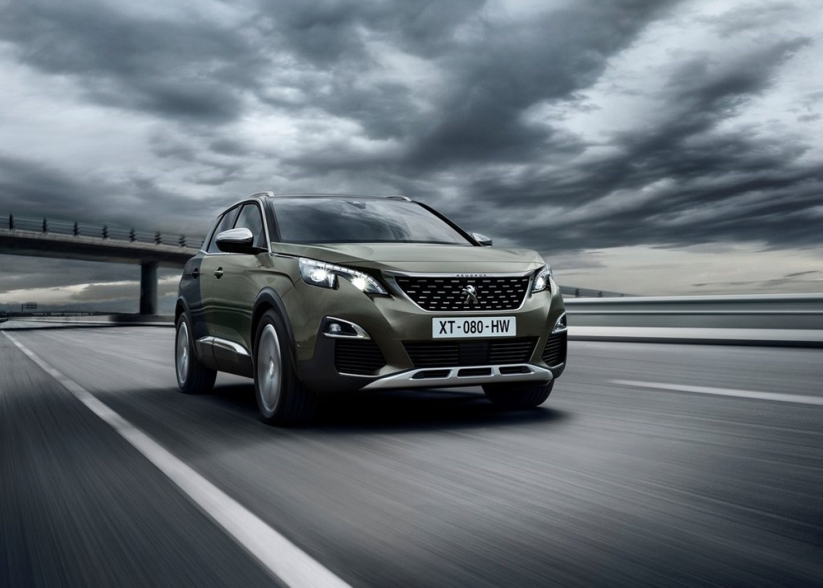 Peugeot-3008 GT-2017-1024-04