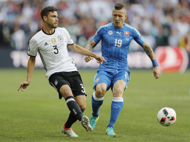 Jonas Hector, Juraj Kucka