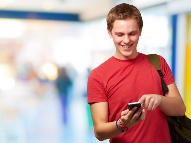 mobil, smartfón, cestovanie, turista, internet, ruksak, dovolenka, internet, Facebook