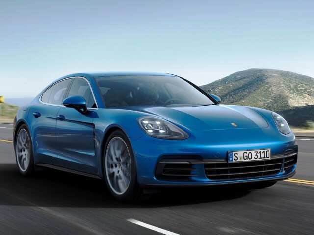 Porsche Panamera - 2016