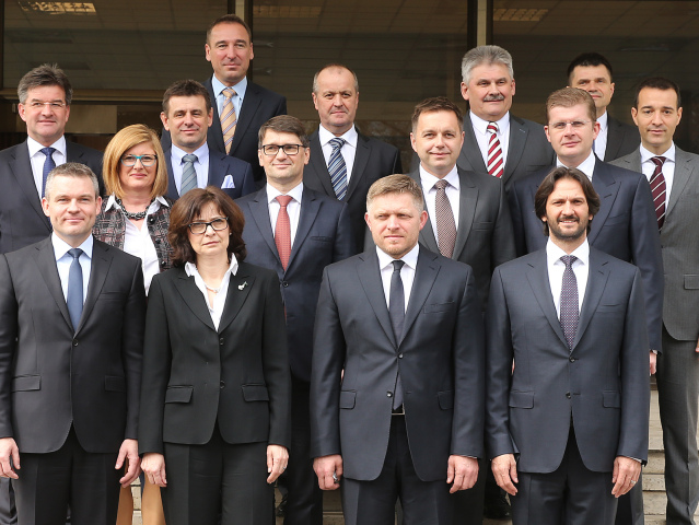 koalícia, smer, sns, most-híd, sieť