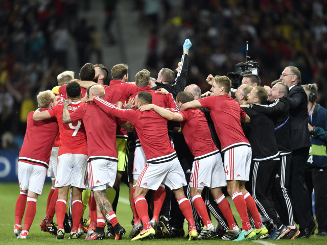 Euro 2016, Wales, futbal, radosť