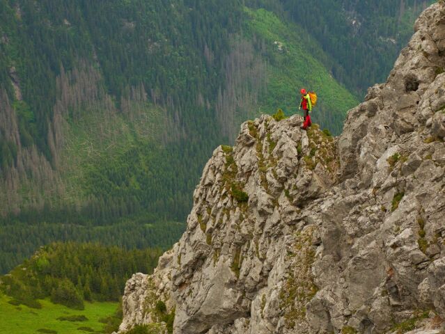 tatry, mesačný tieň, jaskyniari, jaskyna, vysoke tatry, speleo, jaskyniar, kameň, skala, príroda, štít, vrch, kopec