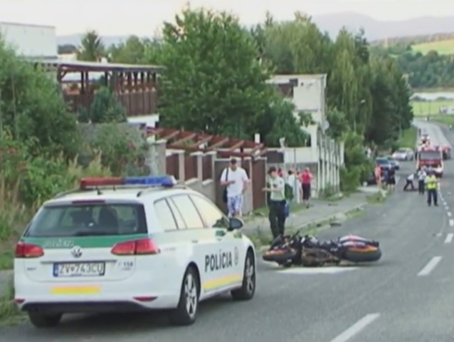 nehoda, auto, motocykel, polícia