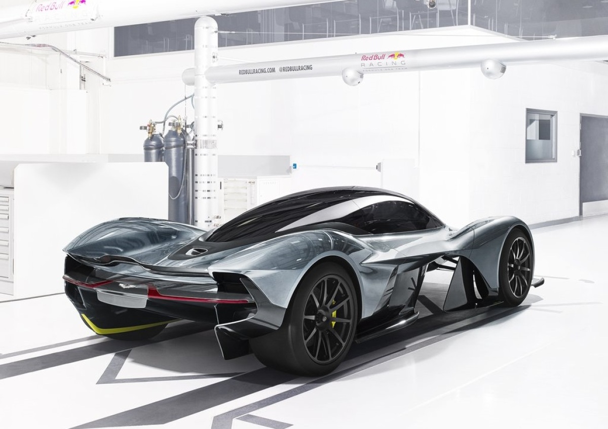 Aston Martin-AM-RB 001-2018-1024-07