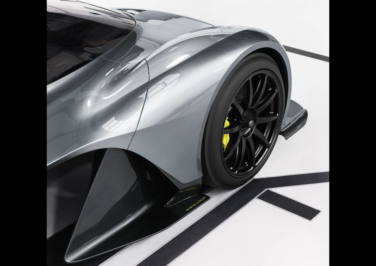 Aston Martin-AM-RB 001-2018-1024-0a