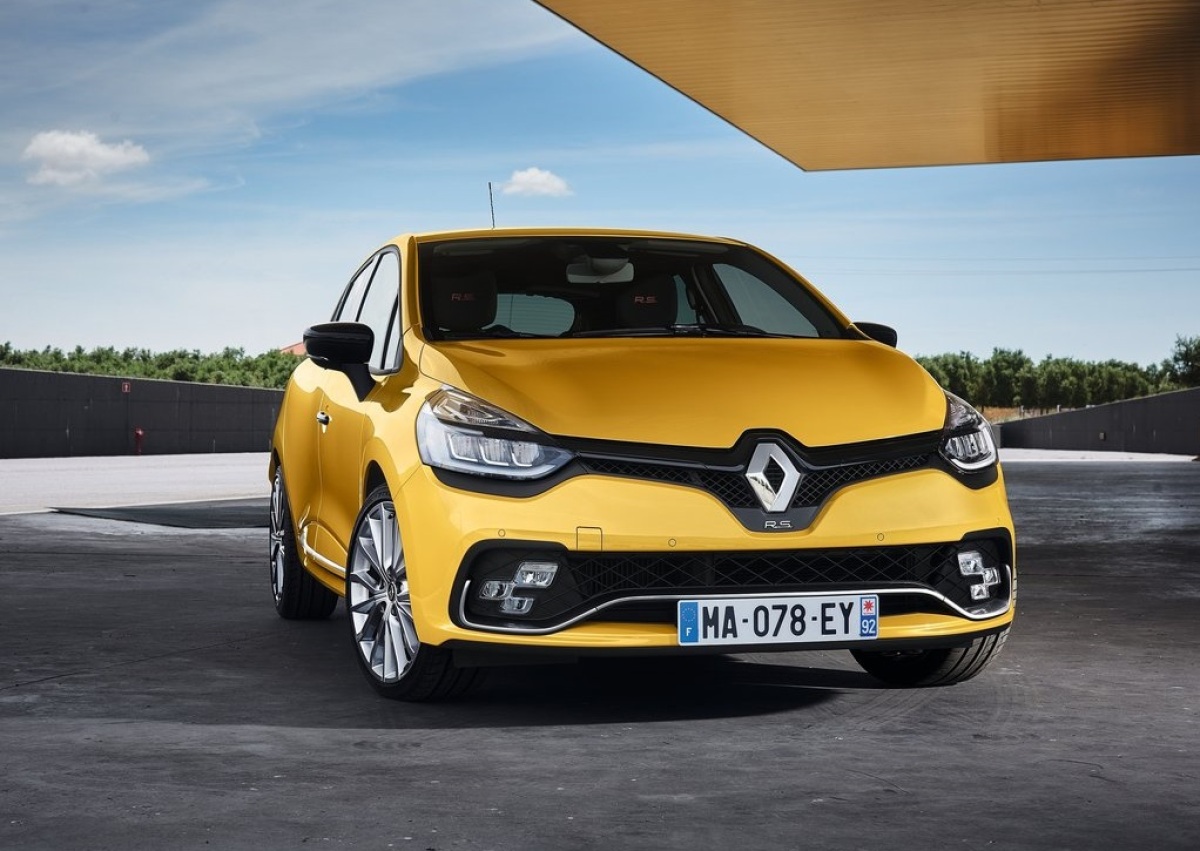 Renault-Clio RS-2017-1024-02