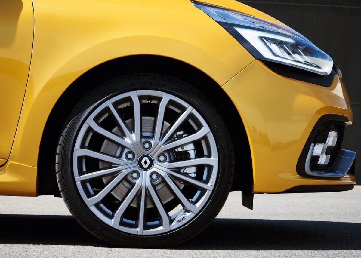 Renault-Clio RS-2017-1024-0b
