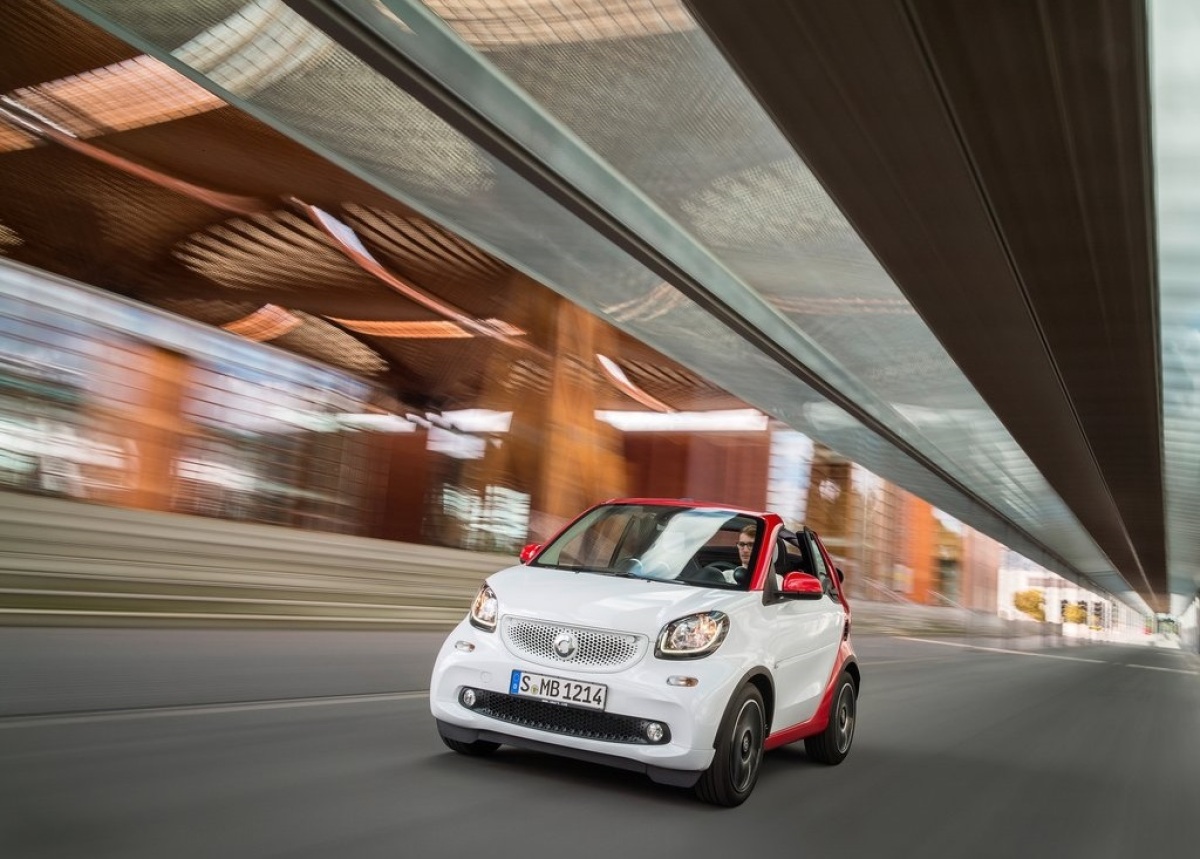 Smart-fortwo Cabrio-2016-1024-05