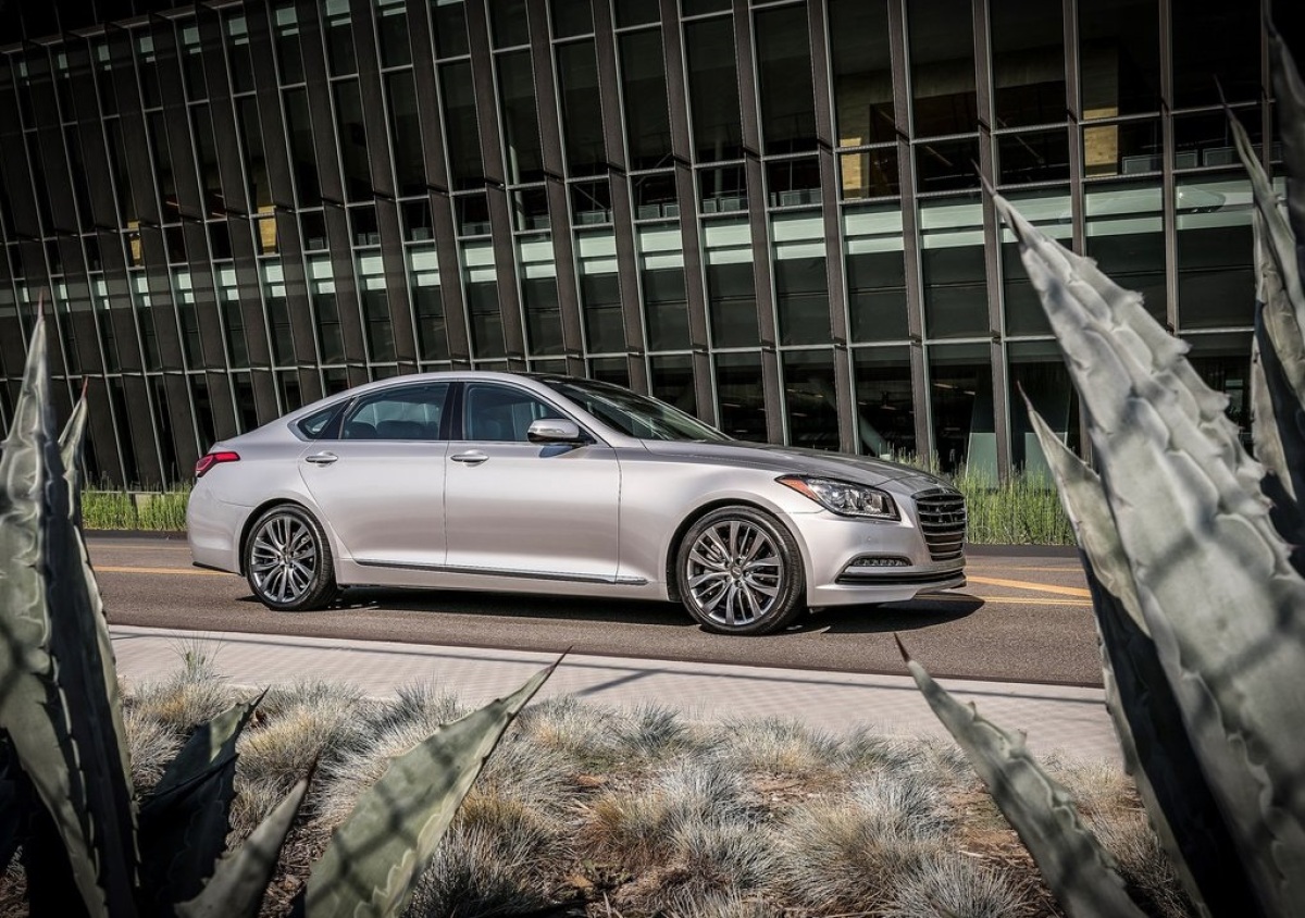 Hyundai-Genesis G80-2017-1024-04