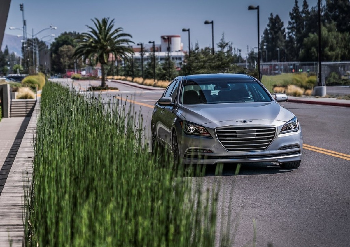 Hyundai-Genesis G80-2017-1024-09