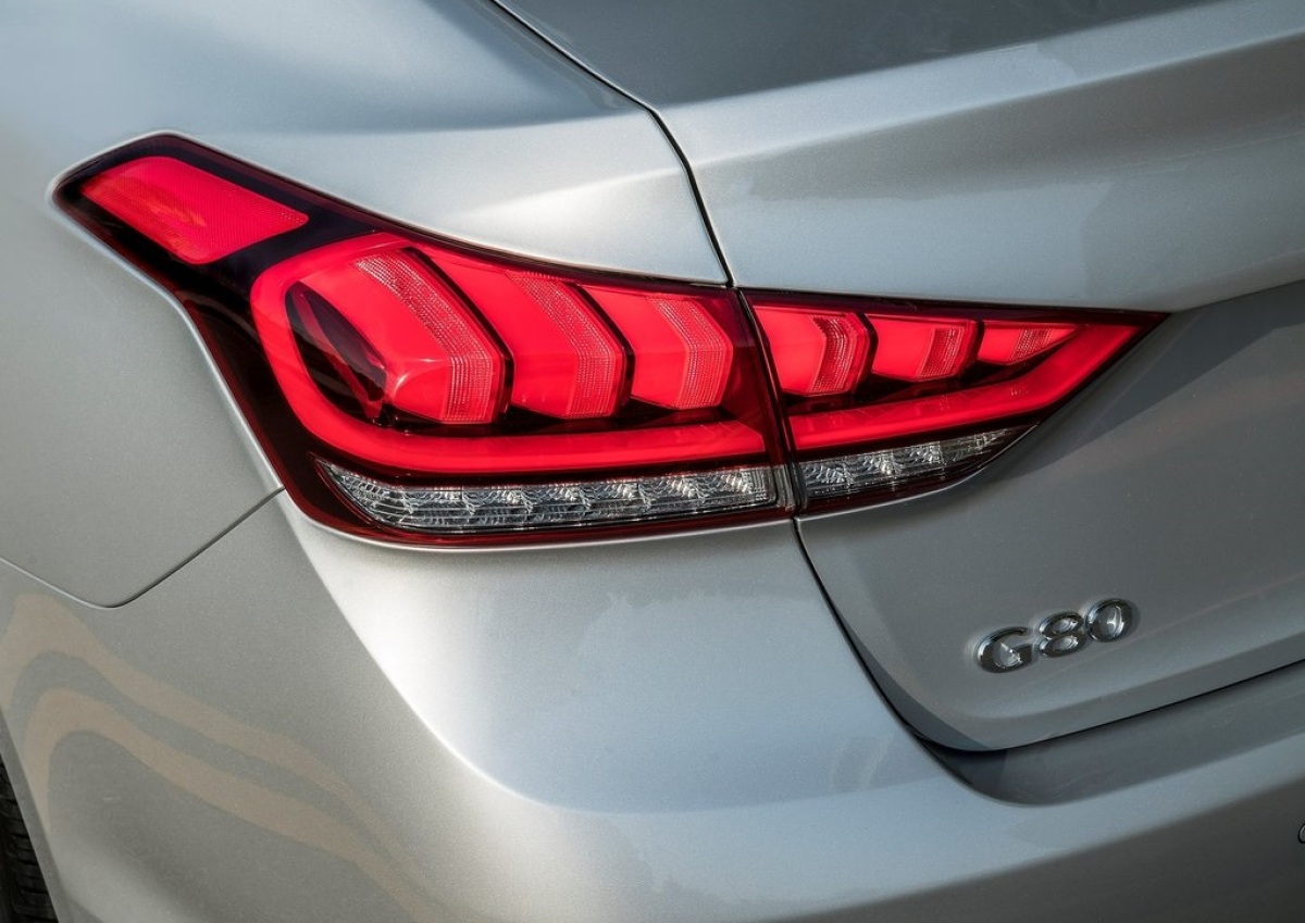 Hyundai-Genesis G80-2017-1024-1f