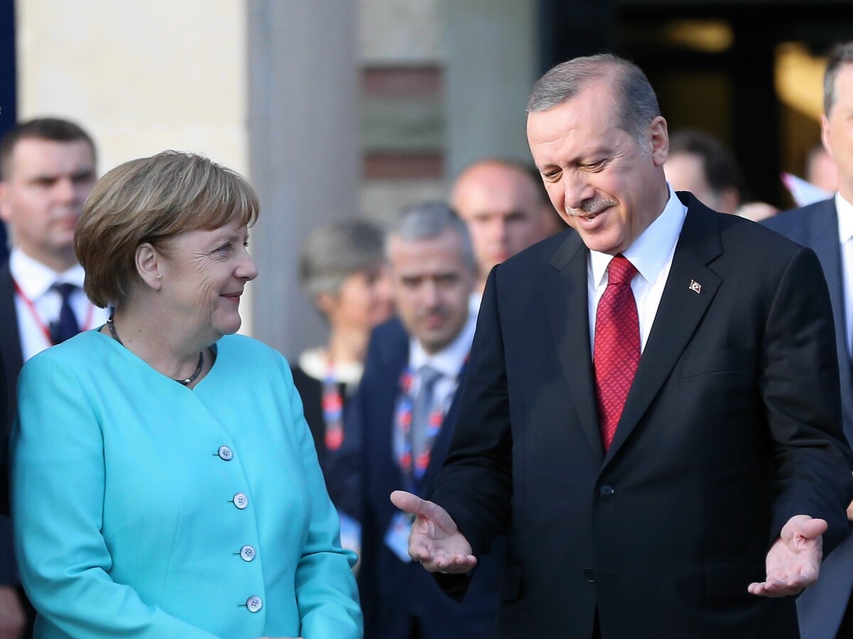Angela Merkelová, Recep Tayyip Erdogan, Varšava, NATO