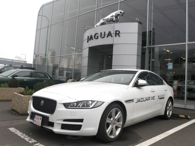 jaguar land rover, automobilka