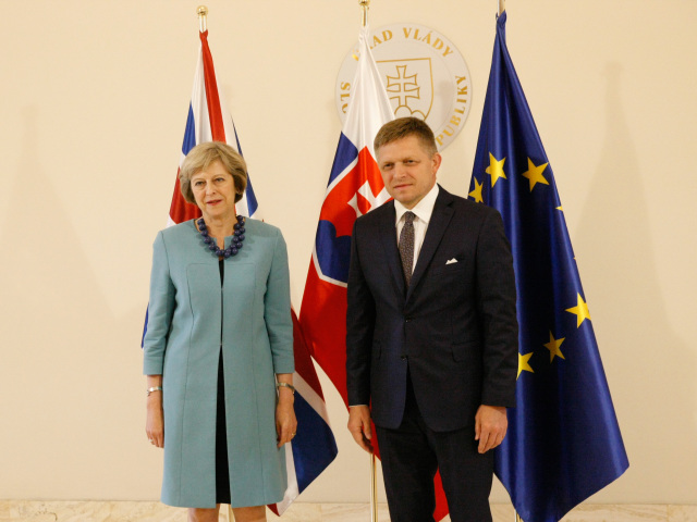 Robert Fico, Theresa Mayová