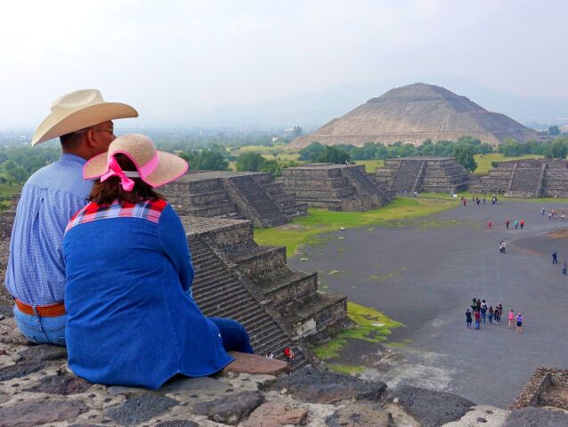 Mexiko, Teotihuacan, pyramídy, Aztékovia,