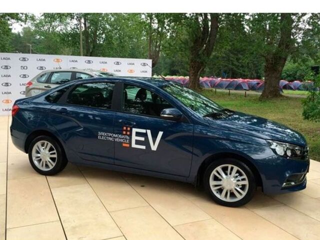 Lada Vesta EV - koncept 2016