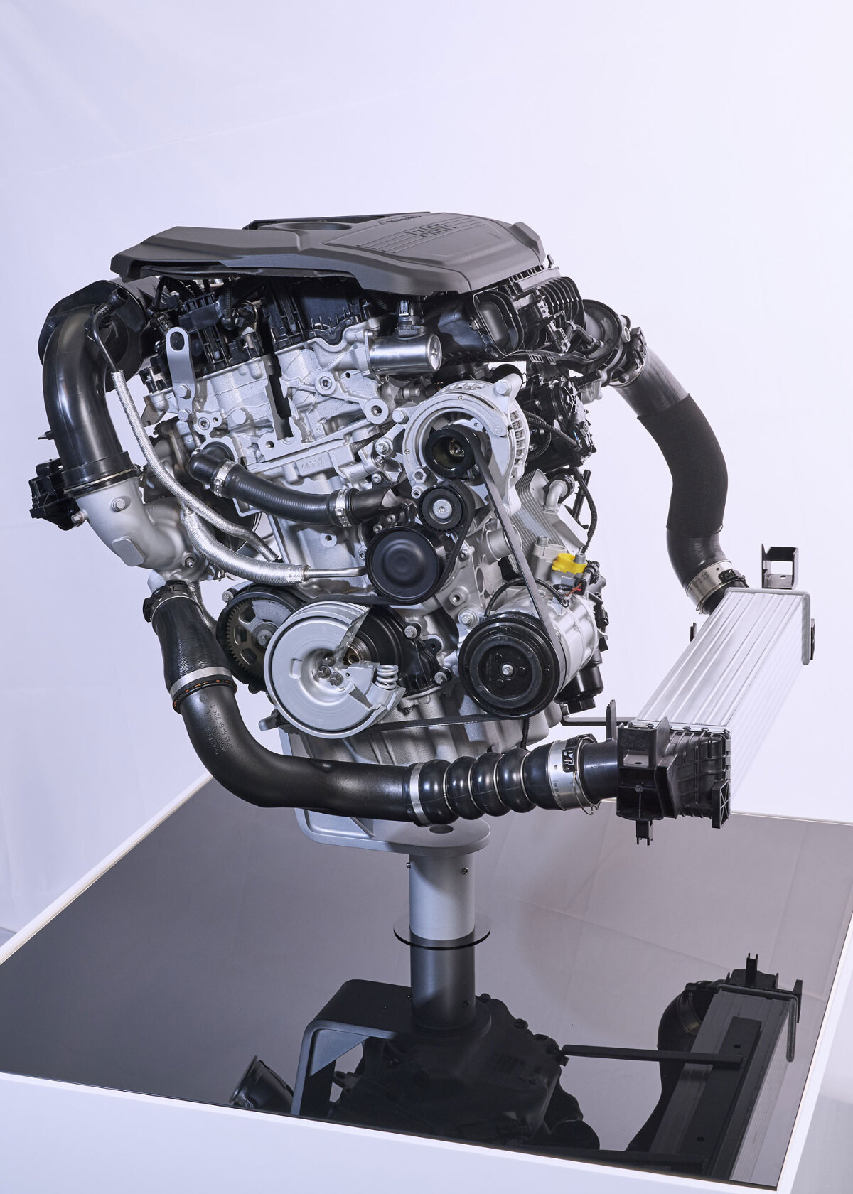 BMW - nové motory 2016