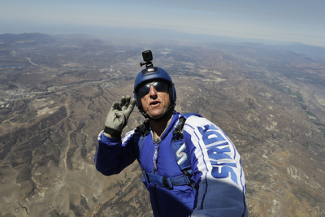 APTOPIX Skydiving Without Parachute-b378d45cb7fe47ccba74d8809f9d4e62