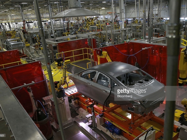Chrysler 200 - produkcia