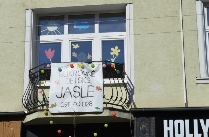 jasle, trnava, budova