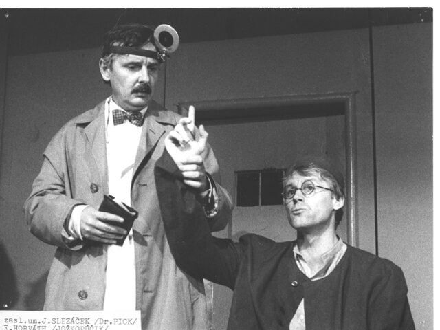 Jožko Púčik a jeho Kariéra (1986) - Juraj Slezáček (Dr. Pick), Emil Horváth (Jožko Púčik).