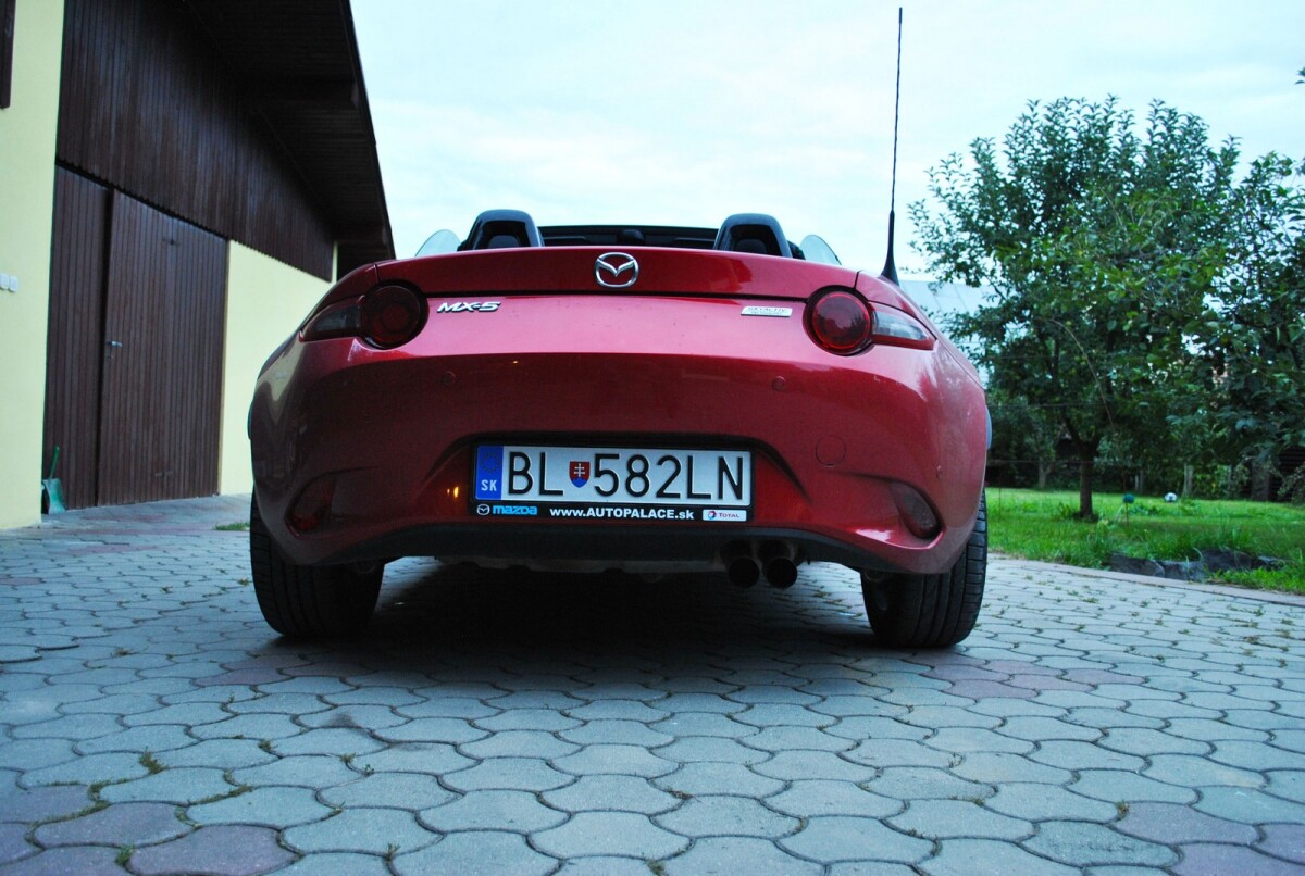 Mazda MX-5