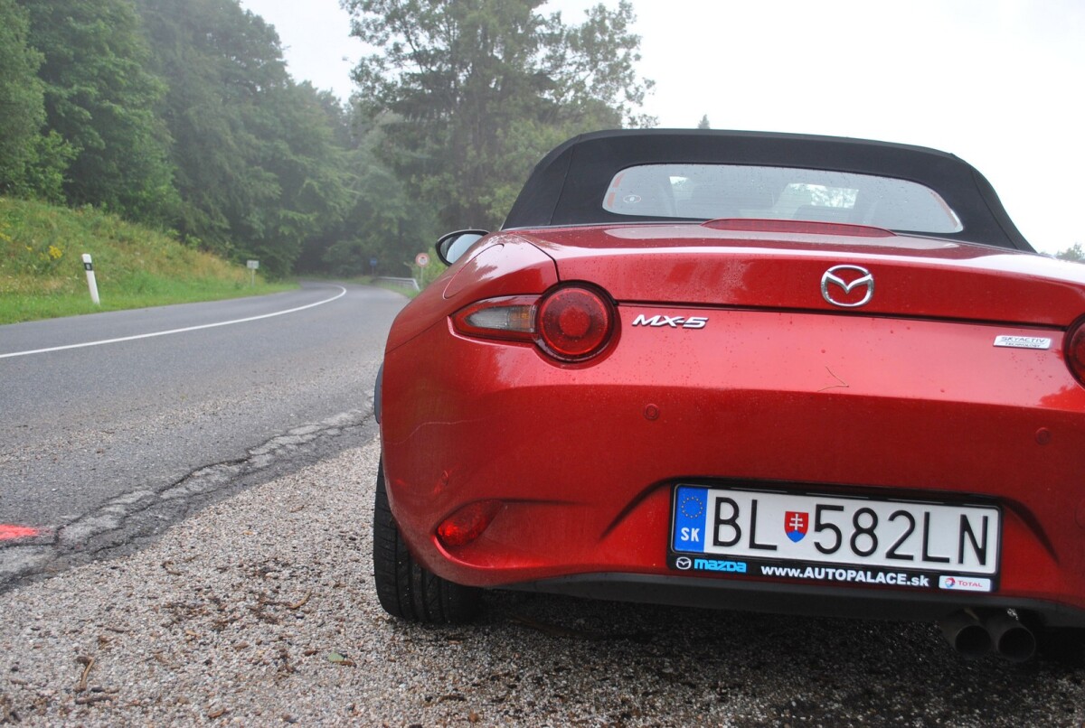 Mazda MX-5