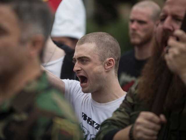 Herec Daniel Radcliffe v snímke Impérium.