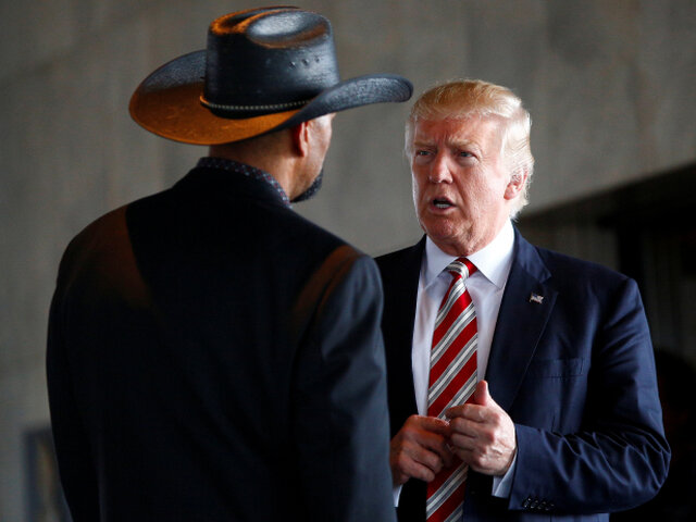 Donald Trump, Milwuakee, policajt