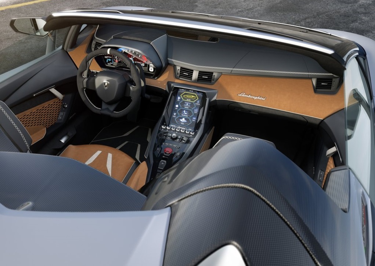 Lamborghini-Centenario Roadster-2017-1024-08