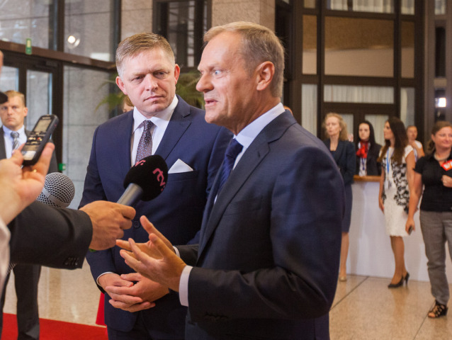 Tusk, Fico