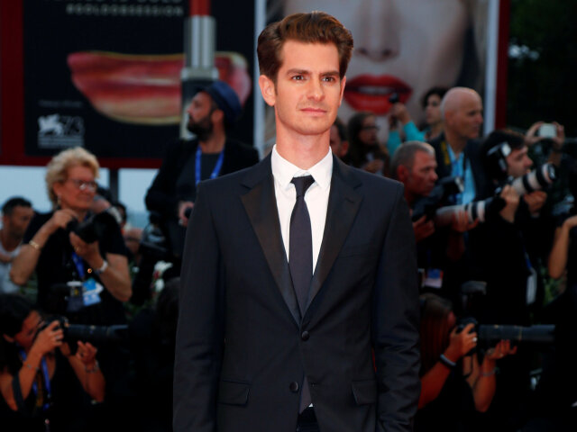 Herec Andrew Garfield na slávnostnej premiére filmu Hacksaw Ridge.