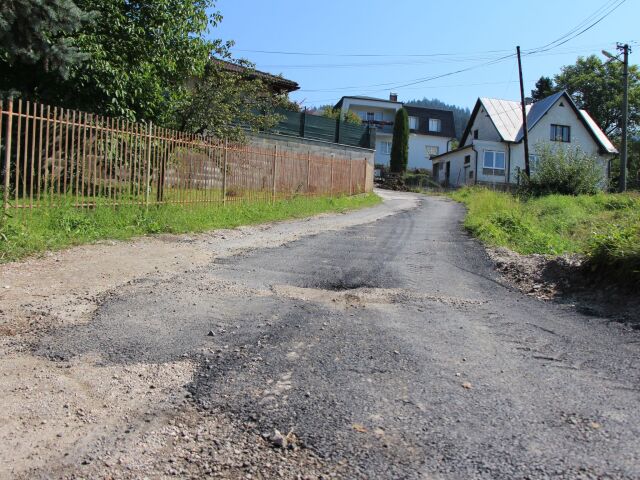 Veľké Rovné, cesty