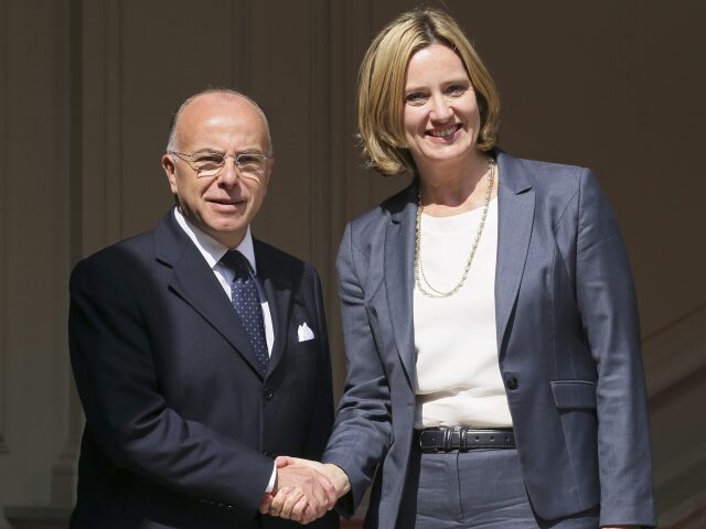 Amber Ruddová, Bernard Cazeneuve