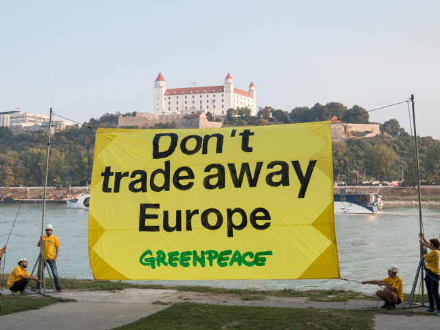 bratislavský summit eú, greenpeace, protest, demonštrácia,