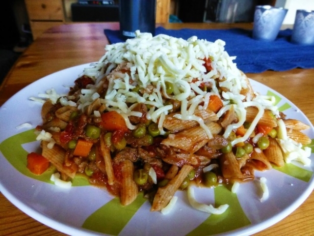 cestoviny, ragú