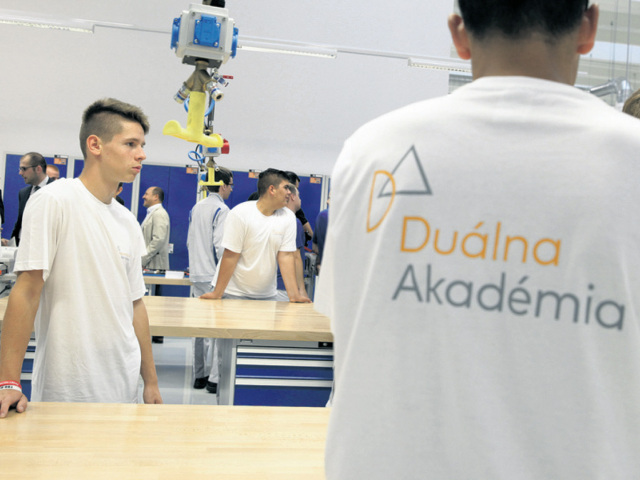 duálna akadémia, škola