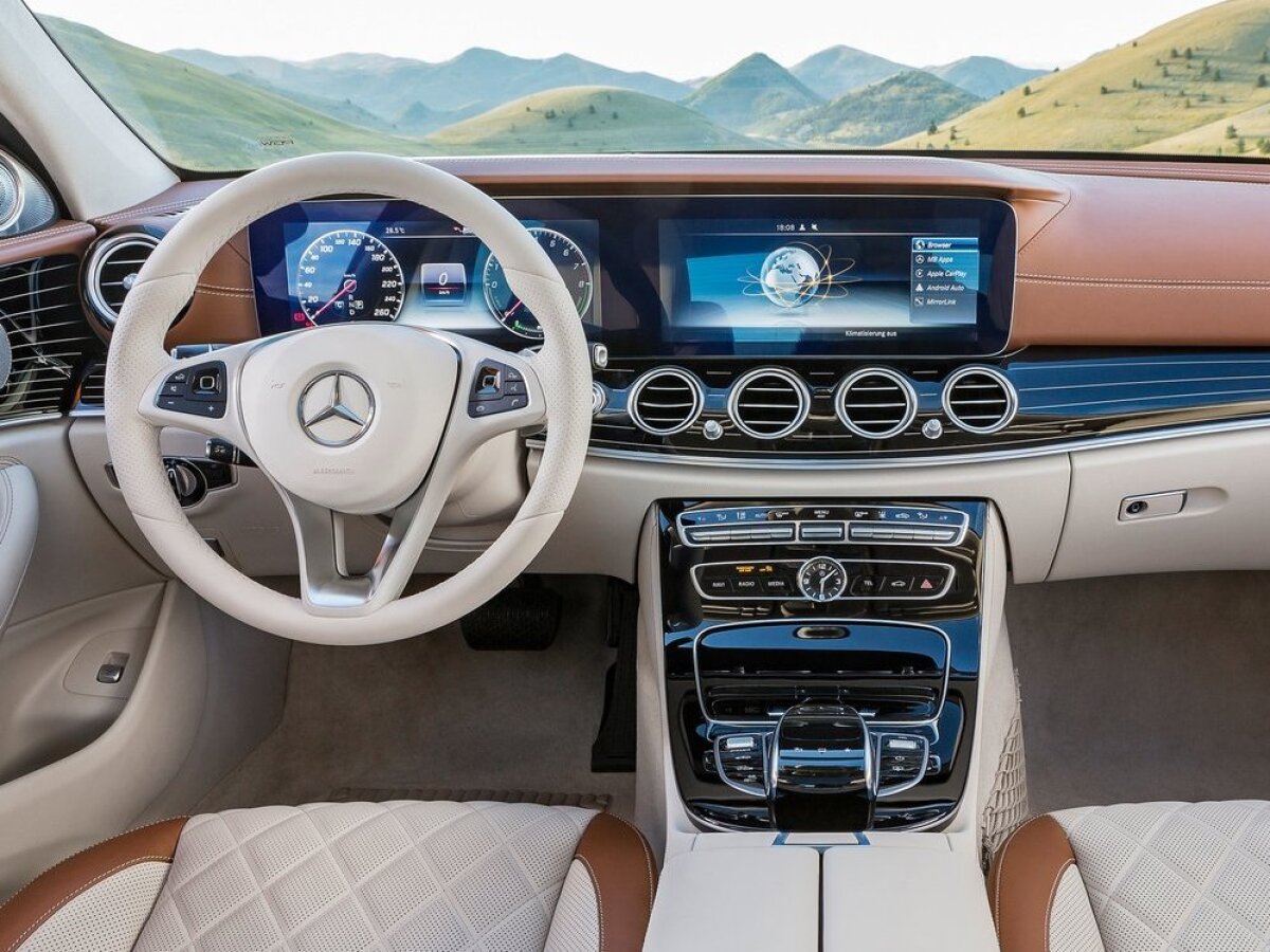 Mercedes-Benz E