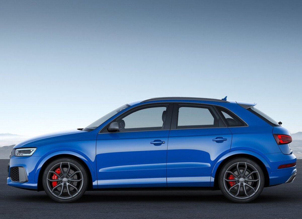 Audi RS Q3 performance - 2016