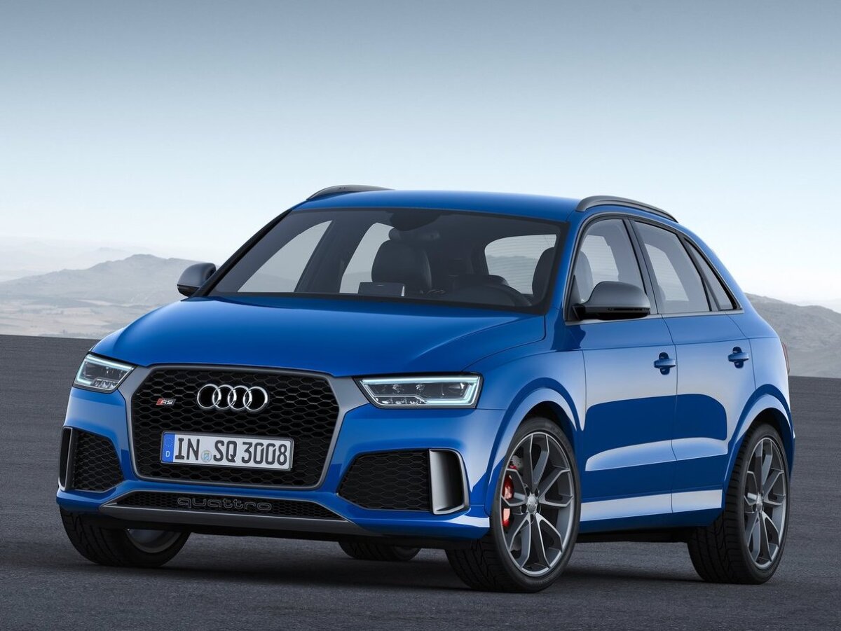 Audi RS Q3 performance - 2016