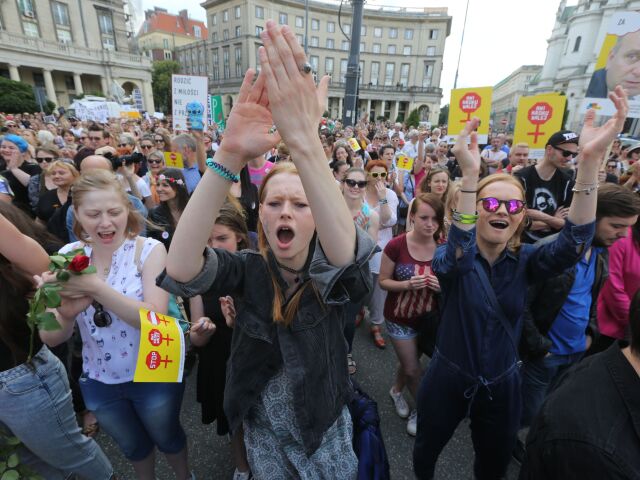 poľsko, protest, varšava, interupcie