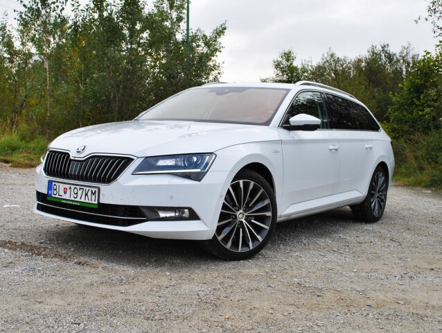 Škoda Superb Combi 2,0 TSI L&K