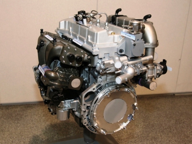 Nissan - motor HCCI s homogénnym spaľovaním