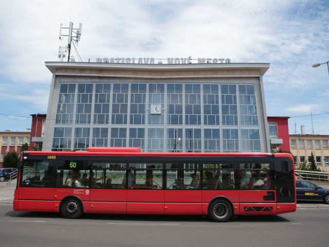 autobus, mhd, šofér, železničná stanica Nové mesto