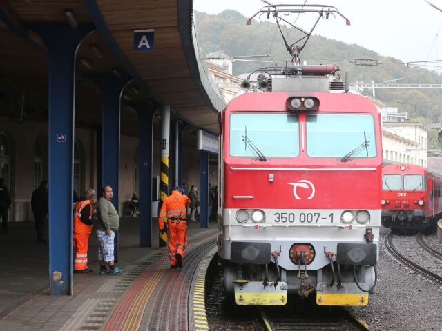 ZSSK, vlak, železnice, IC,